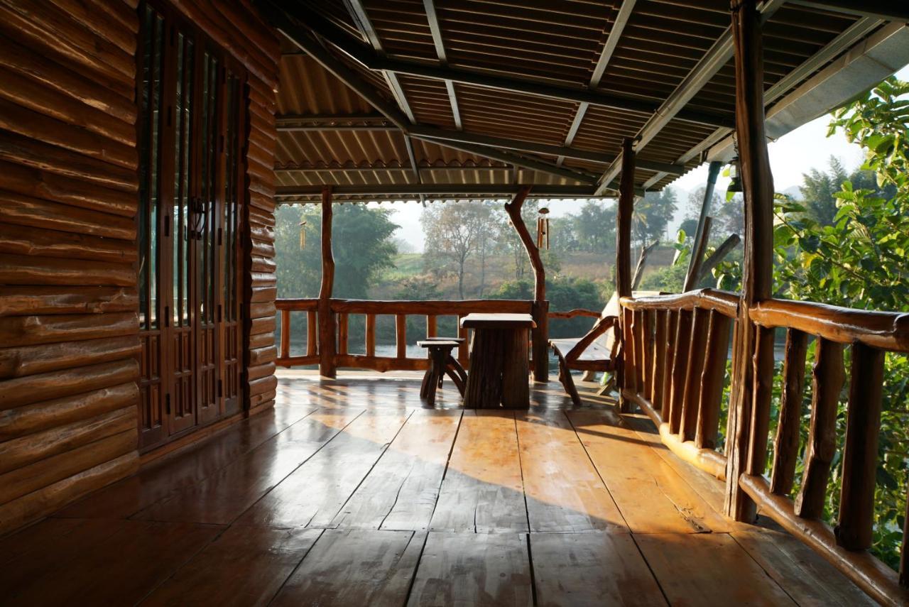 Baanrai Khunya บ้านไร่คุณย่า Ban Huai Maenam Noi Eksteriør bilde
