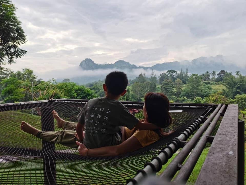 Baanrai Khunya บ้านไร่คุณย่า Ban Huai Maenam Noi Eksteriør bilde