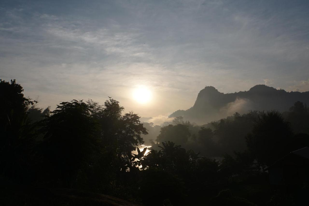 Baanrai Khunya บ้านไร่คุณย่า Ban Huai Maenam Noi Eksteriør bilde