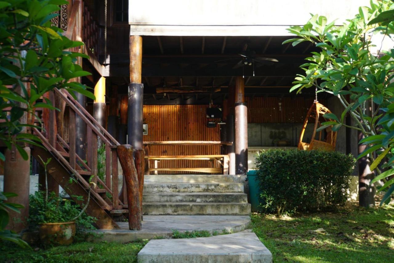 Baanrai Khunya บ้านไร่คุณย่า Ban Huai Maenam Noi Eksteriør bilde