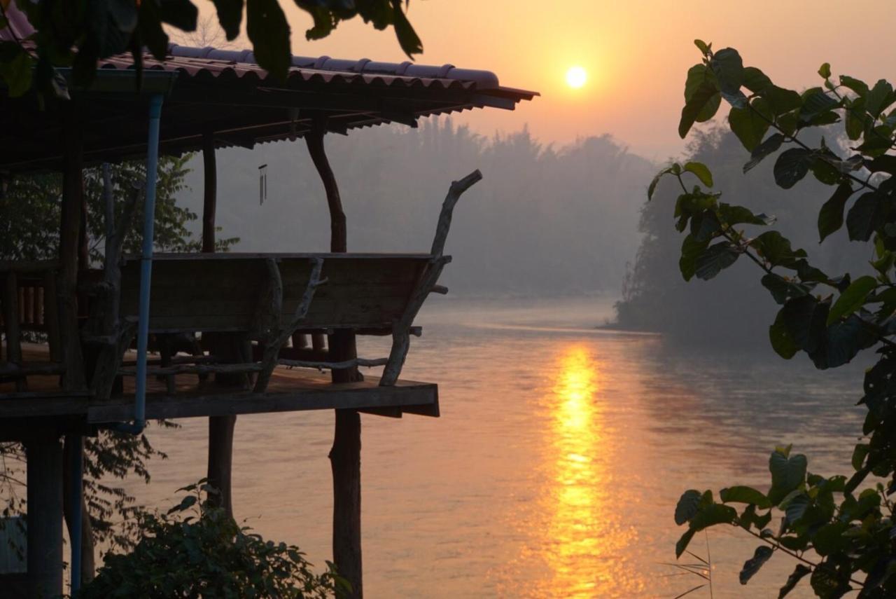 Baanrai Khunya บ้านไร่คุณย่า Ban Huai Maenam Noi Eksteriør bilde